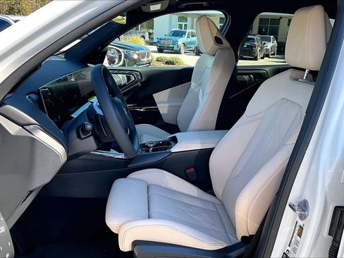 New 2026 BMW X3 xDrive30 image 9