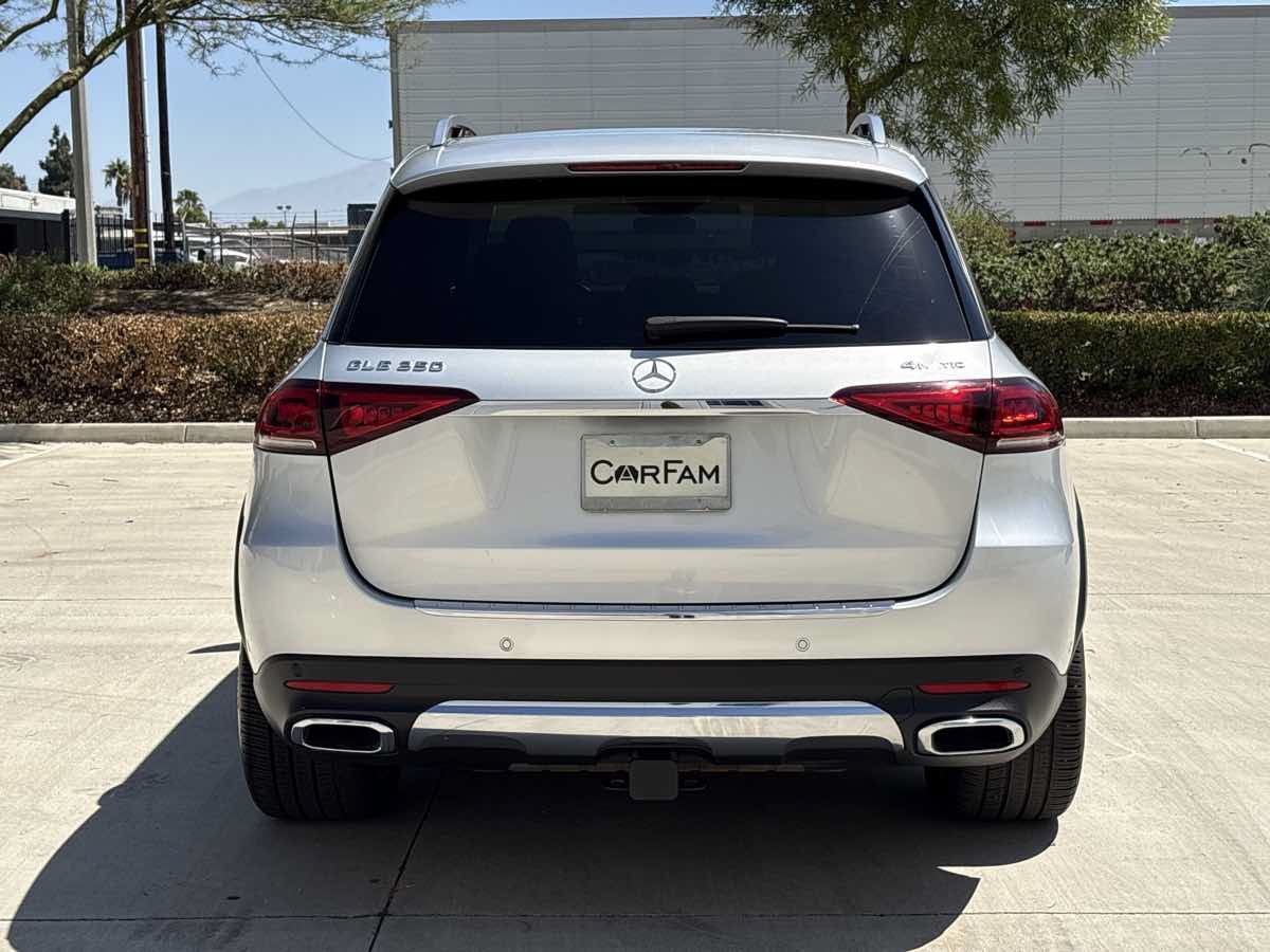 Used 2020 Mercedes-Benz GLE 350 4MATIC image 4
