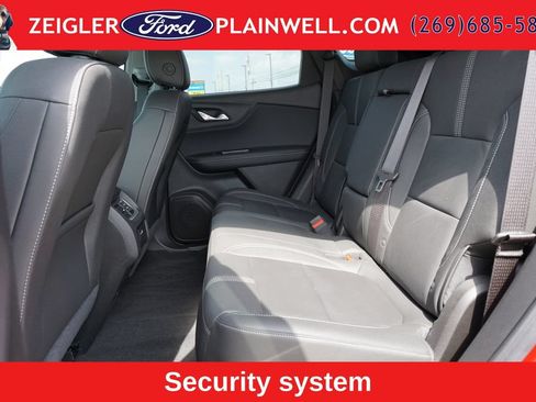Used 2023 Chevrolet Blazer LT w/ LPO, Floor Liner Package FWD image 12