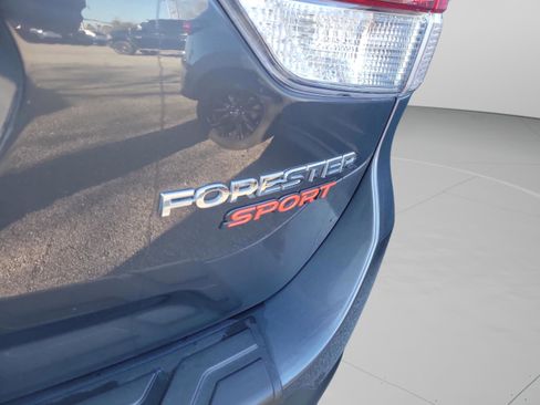 Used 2023 Subaru Forester Sport image 7