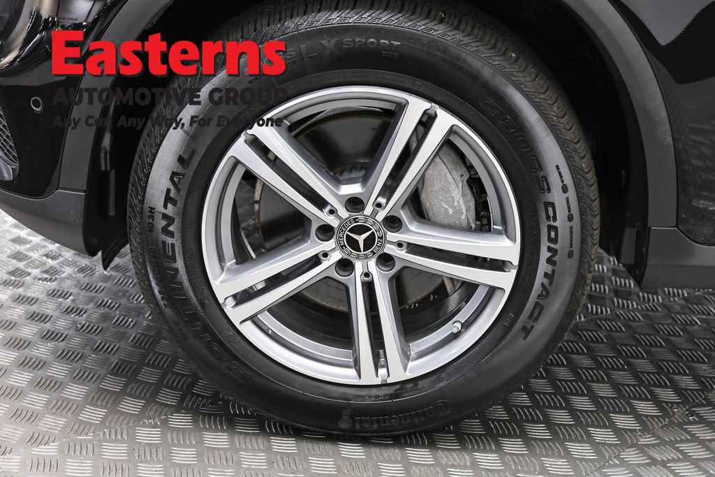 Used 2021 Mercedes-Benz GLC 300 4MATIC w/ Multimedia Package image 35