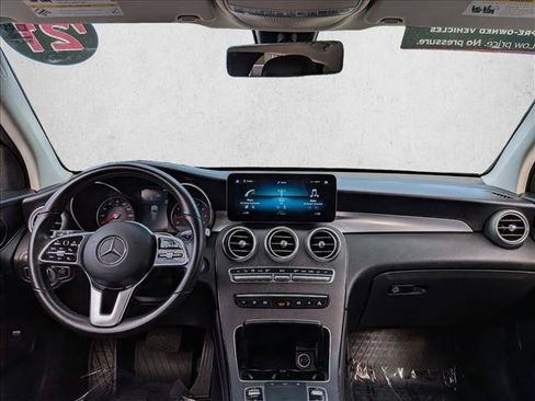 Used 2021 Mercedes-Benz GLC 300 image 18