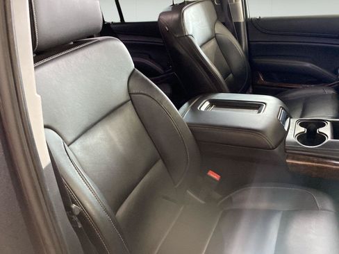 Used 2015 Chevrolet Suburban LT AWD/4WD image 43