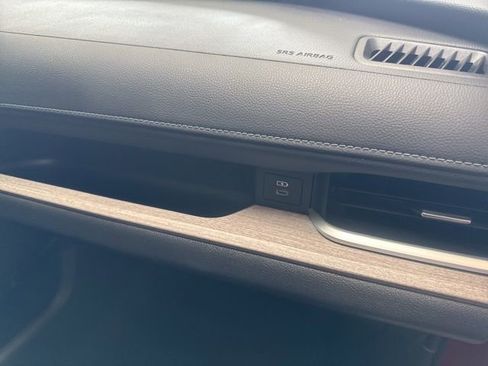 Used 2024 Toyota Grand Highlander Limited image 9