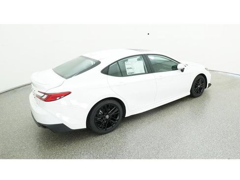 Used 2025 Toyota Camry SE w/ Multimedia Upgrade Package FWD image 12