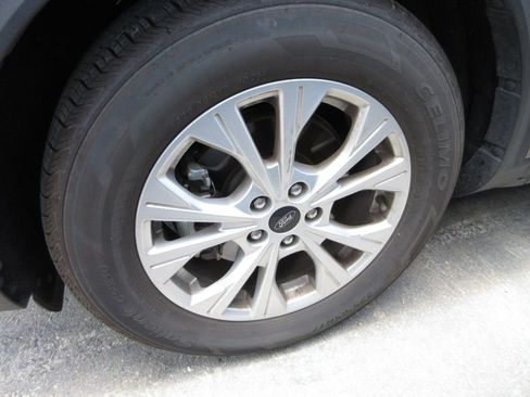 Certified 2024 Ford Escape Active FWD image 5
