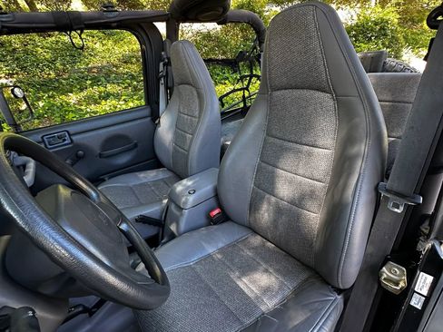 Used 1997 Jeep Wrangler SE AWD/4WD image 27