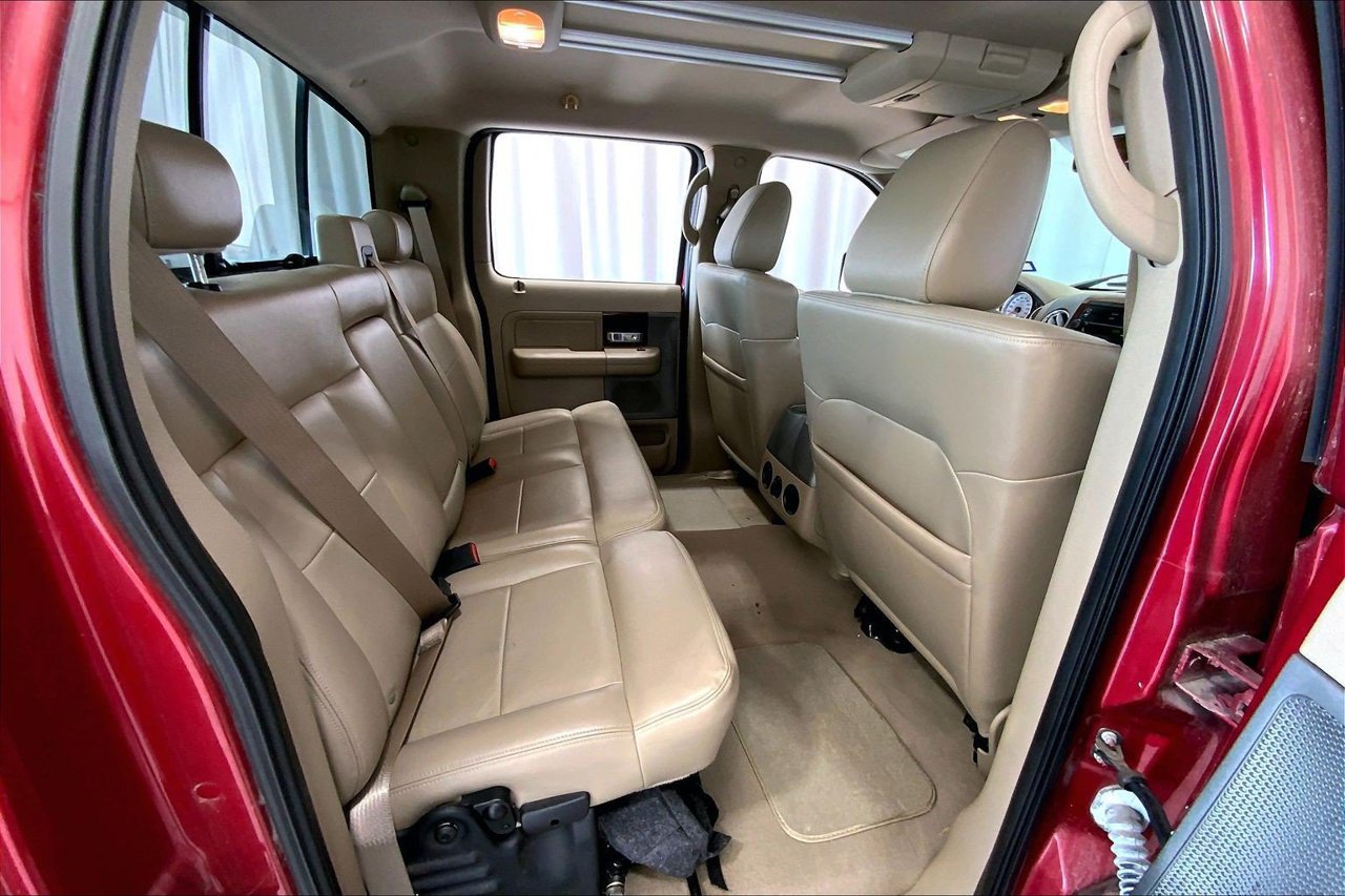 Used 2007 Ford F150 Lariat RWD image 25
