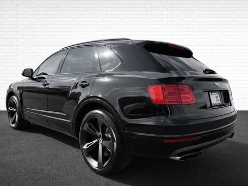 Used 2019 Bentley Bentayga image 6