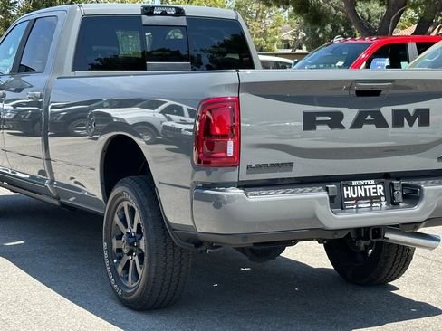 New 2026 RAM 2500 Laramie AWD/4WD image 4