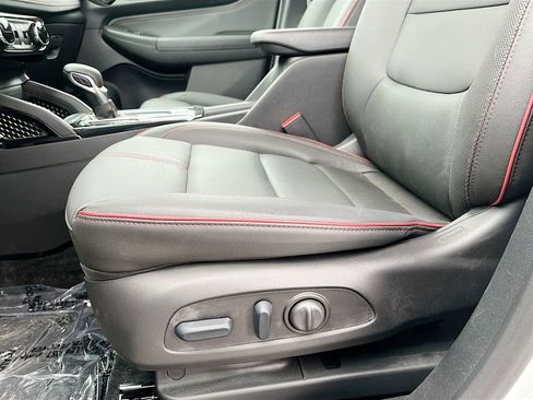 Used 2026 Chevrolet TrailBlazer RS w/ Convenience Package AWD/4WD image 18