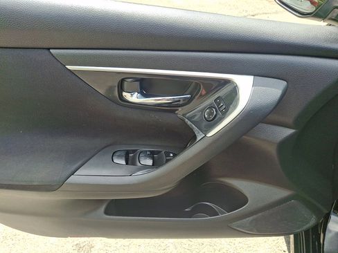 Used 2014 Nissan Altima 2.5 SV w/ Convenience Package FWD image 22