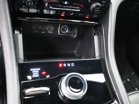 New 2025 Jeep Grand Cherokee Limited image 17