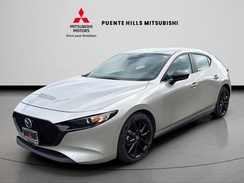 Used 2024 MAZDA MAZDA3 s FWD image 1