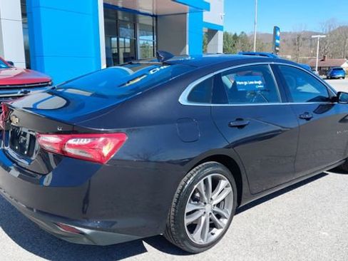 Used 2023 Chevrolet Malibu LT w/ LPO, Floor Liner Package image 4