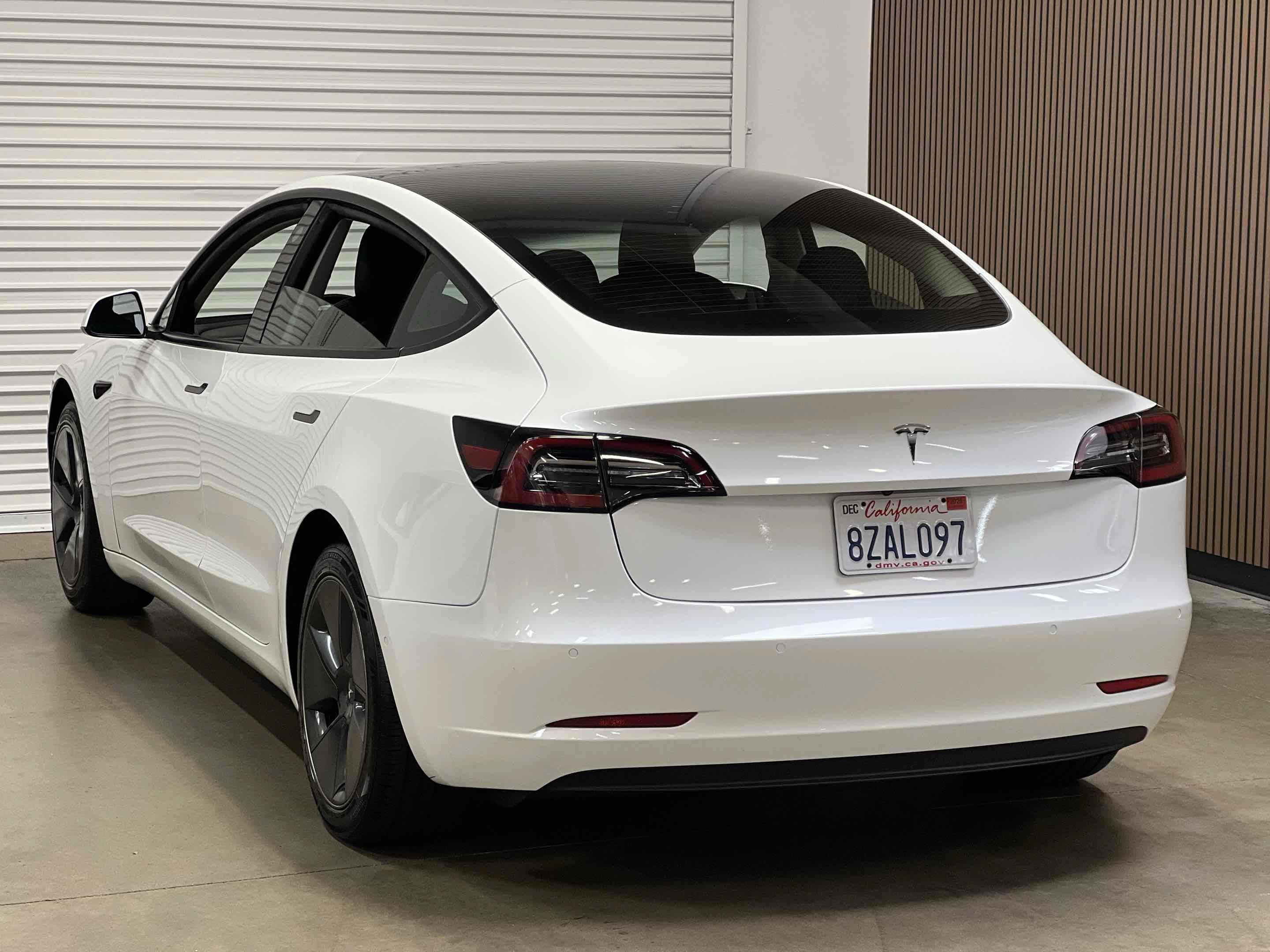Used 2022 Tesla Model 3 RWD image 4