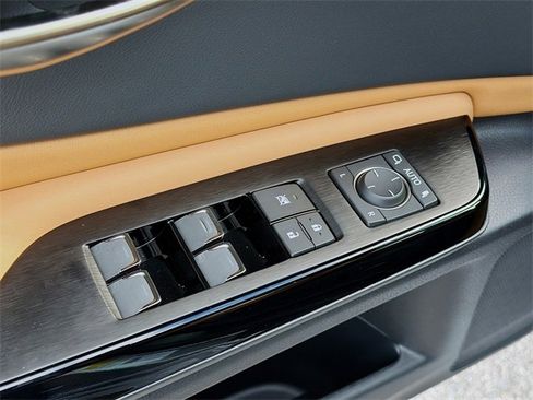 New 2025 Lexus ES 350 w/ Premium Package image 22