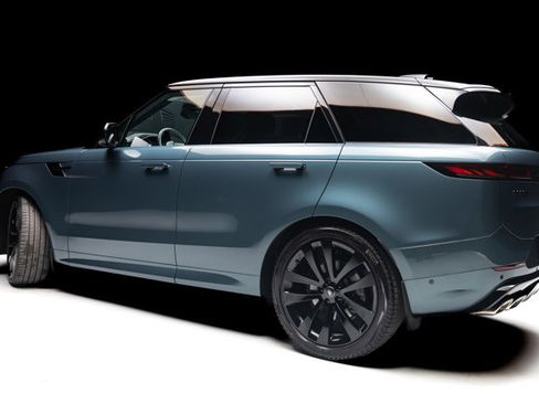 Used 2025 Land Rover Range Rover Sport Dynamic SE AWD/4WD image 19