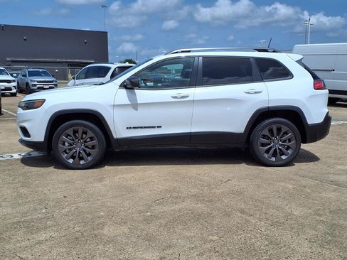 Used 2021 Jeep Cherokee Latitude Lux 80th Anniv w/ Quick Order Package 26U 80TH FWD image 25
