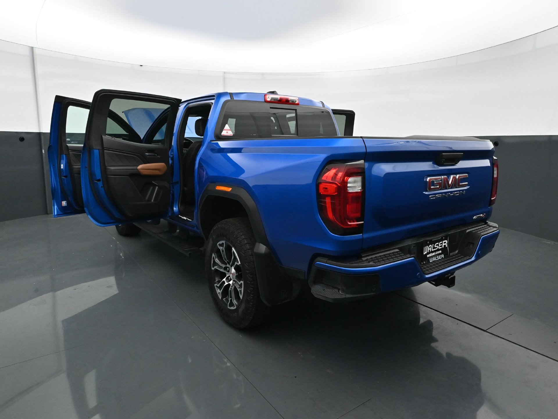 Used 2023 GMC Canyon AT4 w/ AT4 Premium Package AWD/4WD image 30