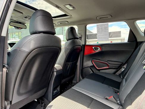 Certified 2023 Kia Soul GT-Line w/ GT-Line Technology Package FWD image 38