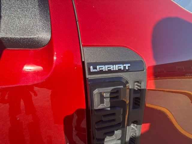 Used 2023 Ford F350 Lariat w/ Lariat Ultimate Package AWD/4WD image 7