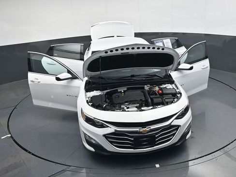 Used 2024 Chevrolet Malibu LT image 37