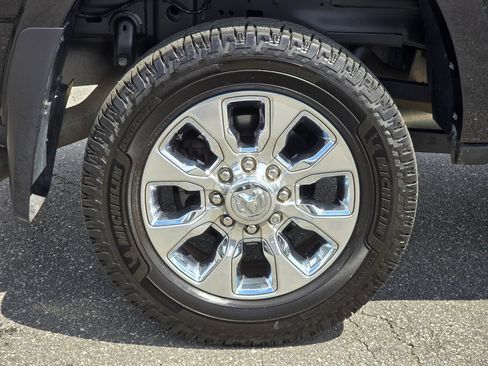 Used 2022 RAM 2500 Limited AWD/4WD image 16
