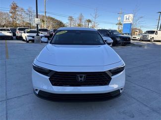 Used 2024 Honda Accord EX video 2