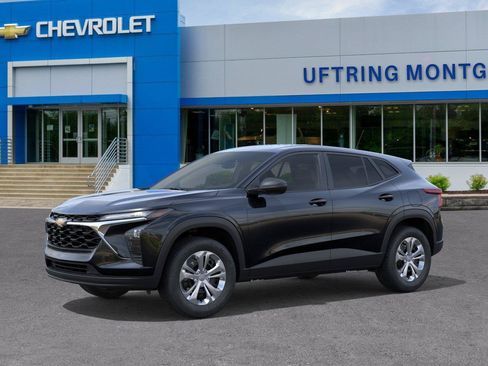 New 2026 Chevrolet Trax LS FWD image 2