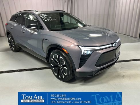 Used 2024 Chevrolet Blazer EV RS image 1