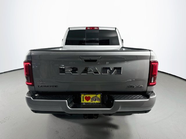 Used 2026 RAM 2500 Laramie AWD/4WD image 8
