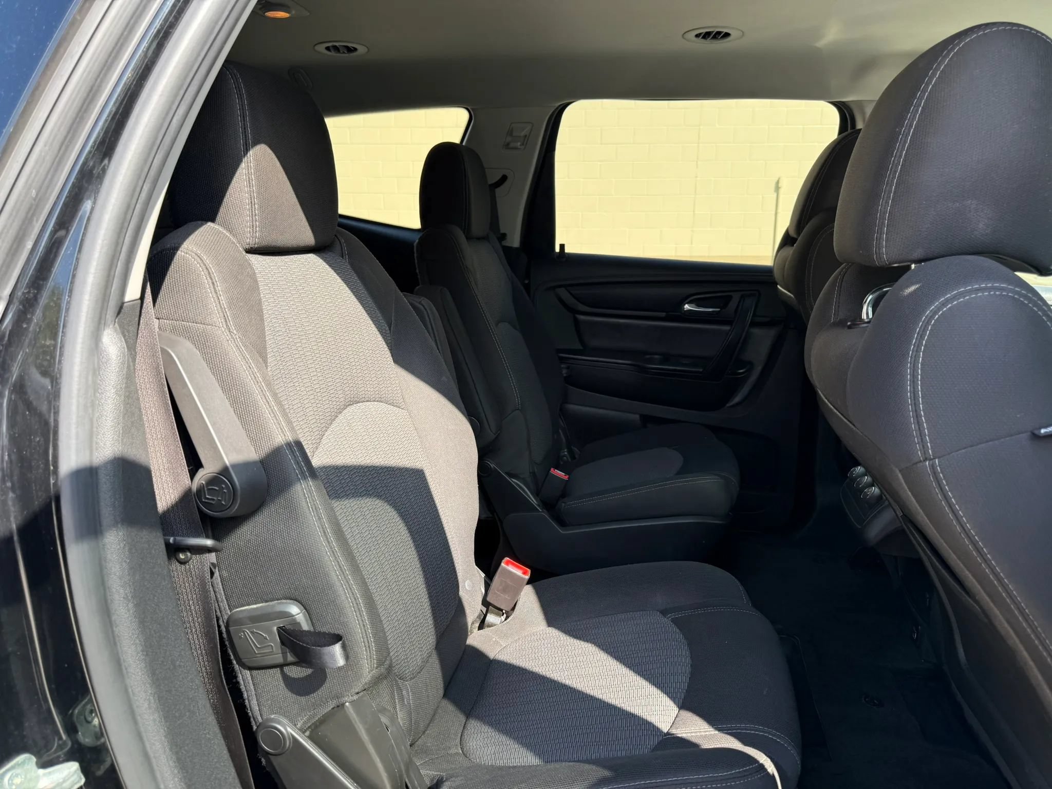 Used 2017 Chevrolet Traverse LT w/ Style and Technology Package AWD/4WD image 18