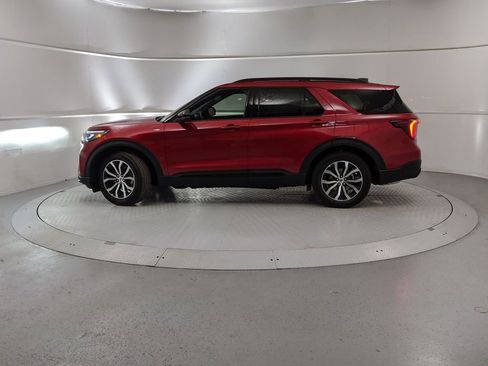 New 2026 Ford Explorer ST-Line w/ Premium Package image 5