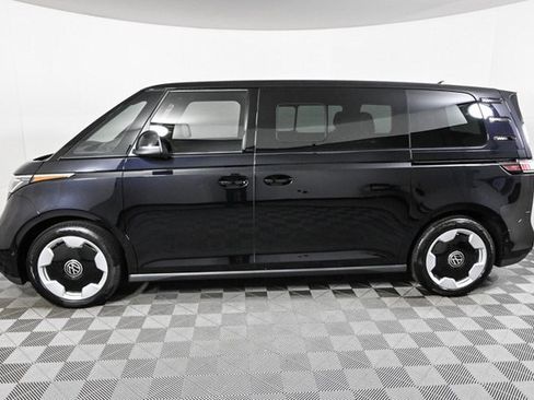 New 2025 Volkswagen ID. Buzz Pro S image 3