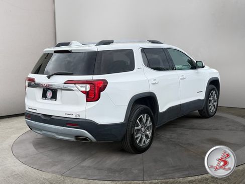 Used 2023 GMC Acadia SLT AWD/4WD image 7
