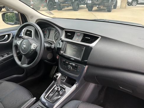 Used 2019 Nissan Sentra SR FWD image 75