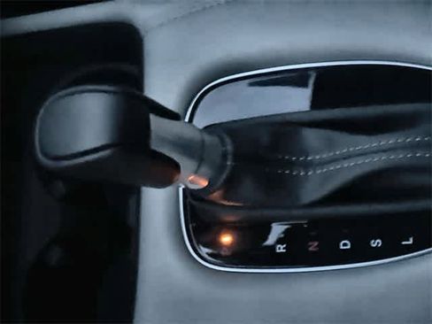 Certified 2026 Honda HR-V EX-L image 16