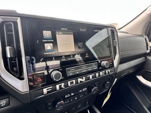 New 2025 Nissan Frontier SV w/ SV Convenience Package image 13