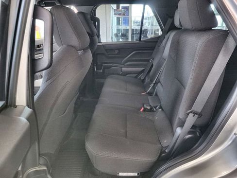 Certified 2025 Toyota 4Runner SR5 AWD/4WD image 22