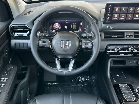 New 2026 Honda Pilot Touring image 16