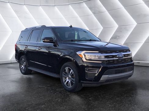 Used 2024 Ford Expedition Limited image 1