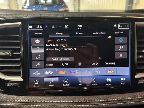New 2026 Chrysler Pacifica Select FWD image 24