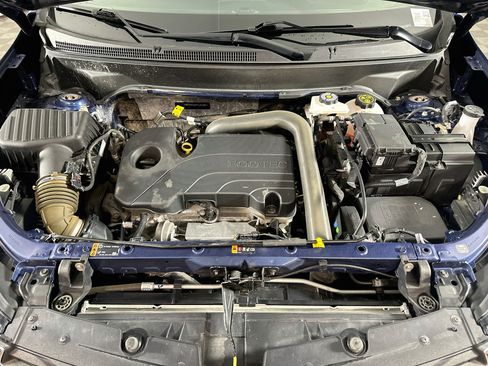 Used 2023 Chevrolet Equinox LT FWD image 33