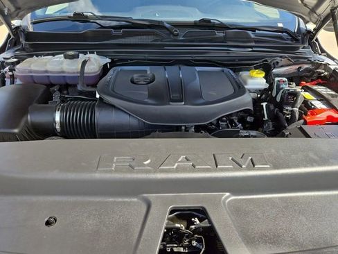 Used 2025 RAM 1500 Big Horn image 33