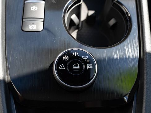 New 2026 Nissan Rogue SV AWD/4WD image 20