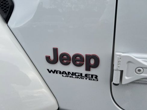 Used 2020 Jeep Wrangler Unlimited Rubicon image 9