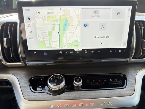 Used 2025 Ford Expedition Platinum image 31