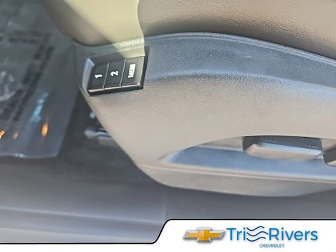 Used 2017 Chevrolet Equinox Premier w/ Enhanced Convenience Package AWD/4WD image 22