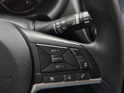 Certified 2024 Nissan Kicks SV FWD image 25